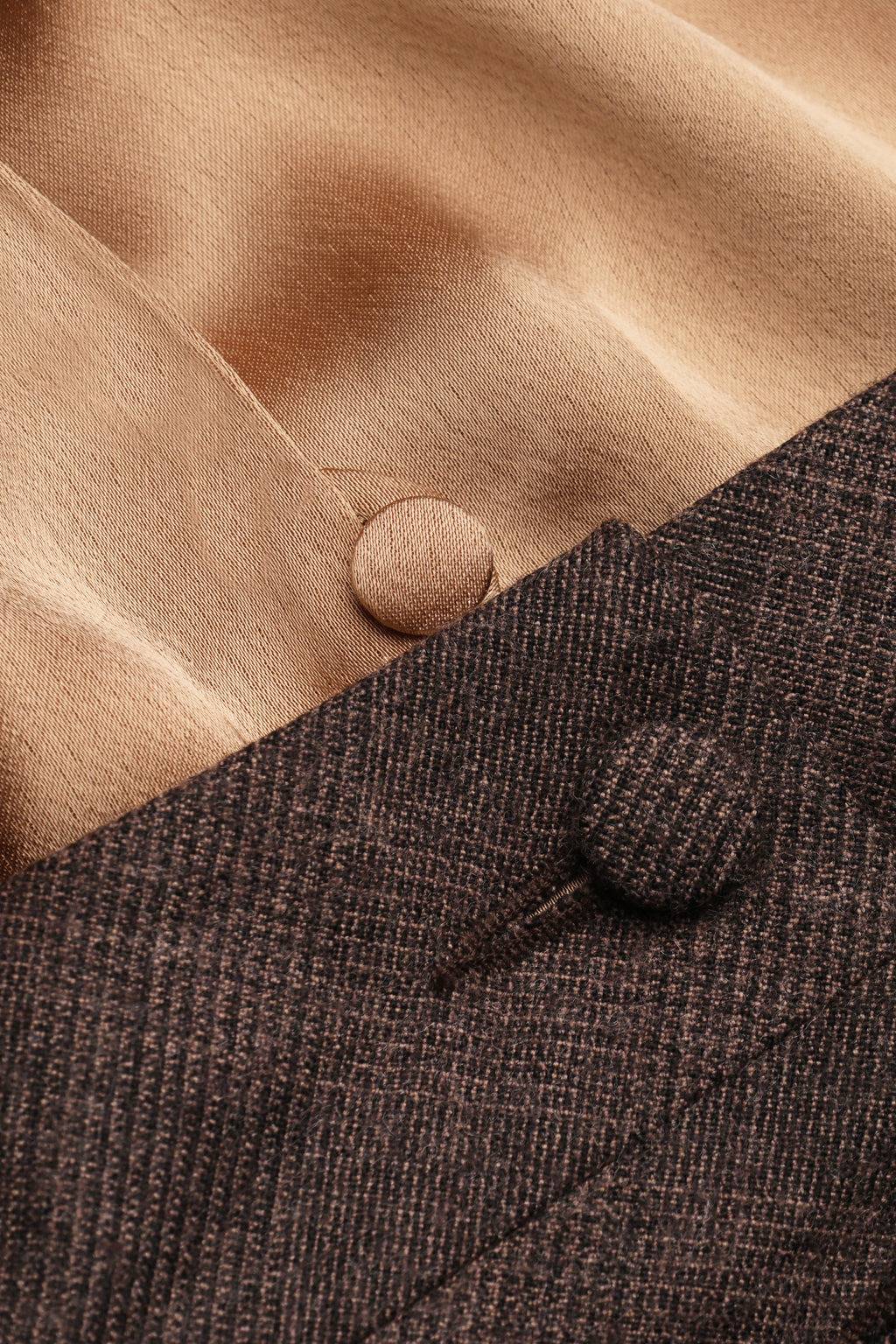 Form Silk Check in Chocolate